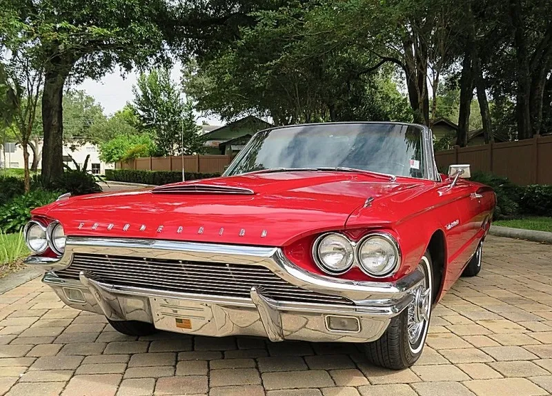 Ford Thunderbird