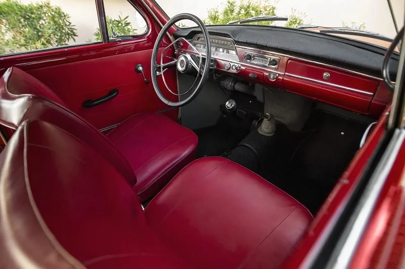 Volvo PV544