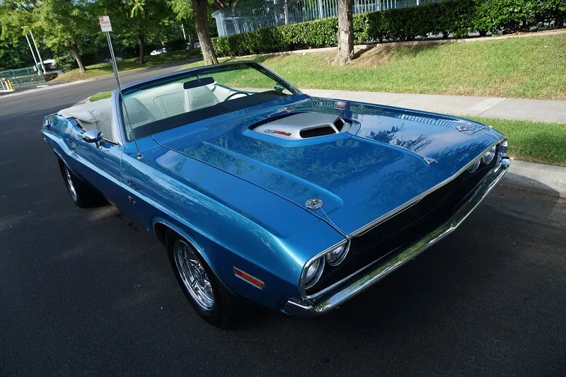 Dodge Challenger