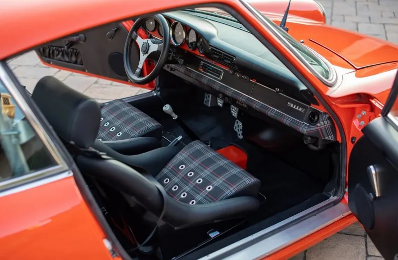 Porsche 911E