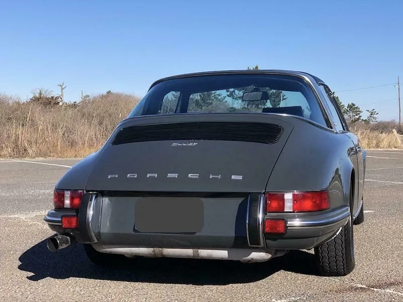 Porsche 911