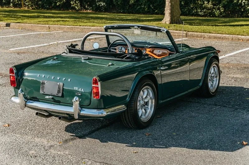 Triumph TR4A