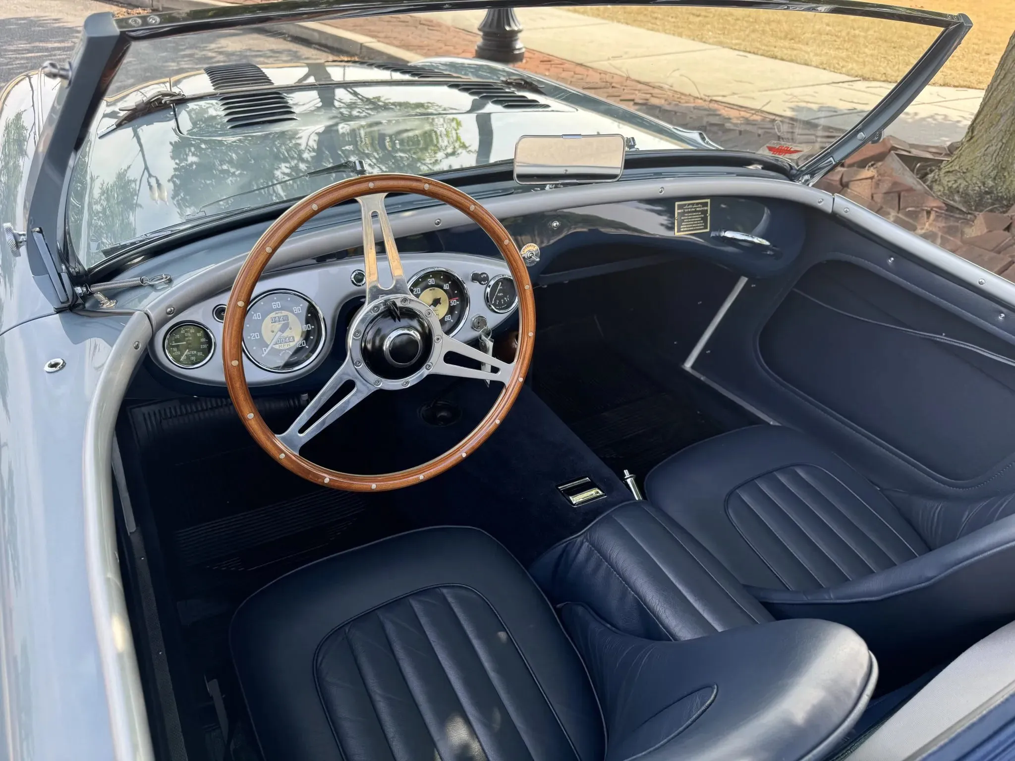 Austin-Healey 100M BN2