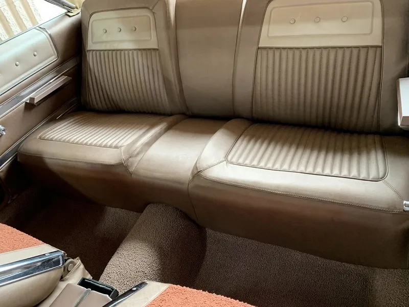 Plymouth Sport Fury
