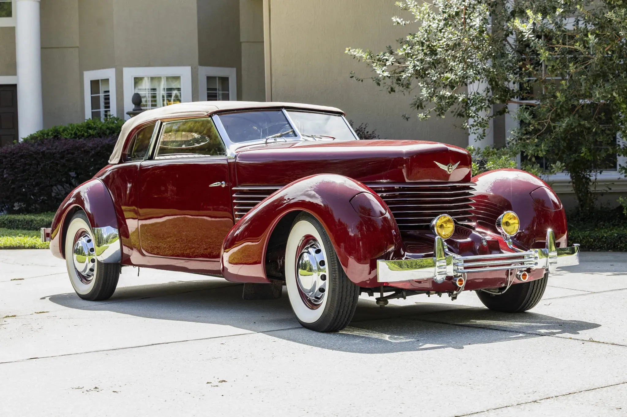 1936 Cord 810 Phaeton