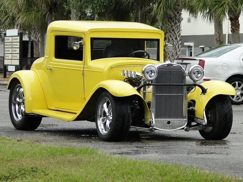 1930 Oldsmobile 3-Window 2-Door