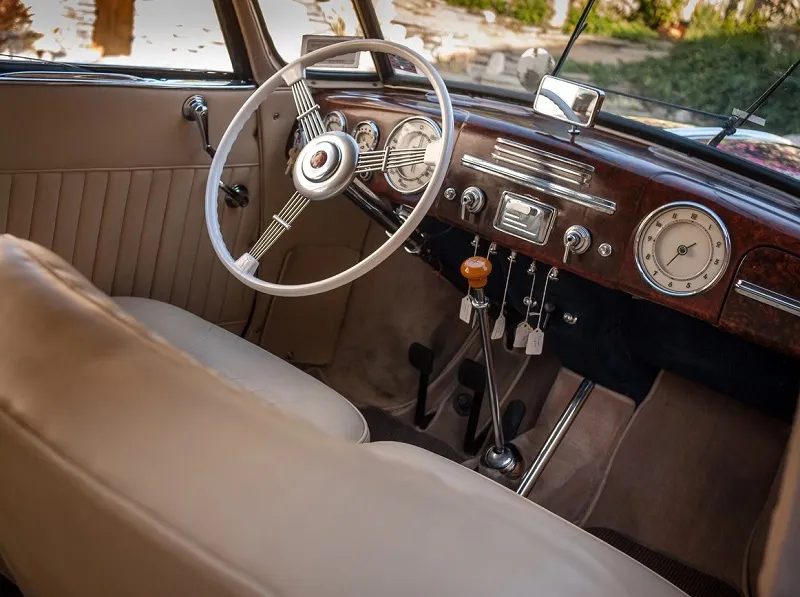 Tatra T87