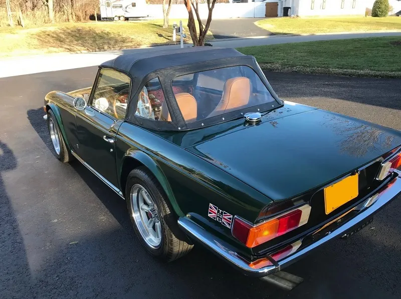 Triumph TR6