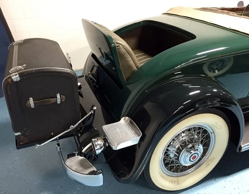 Packard Standard Eight