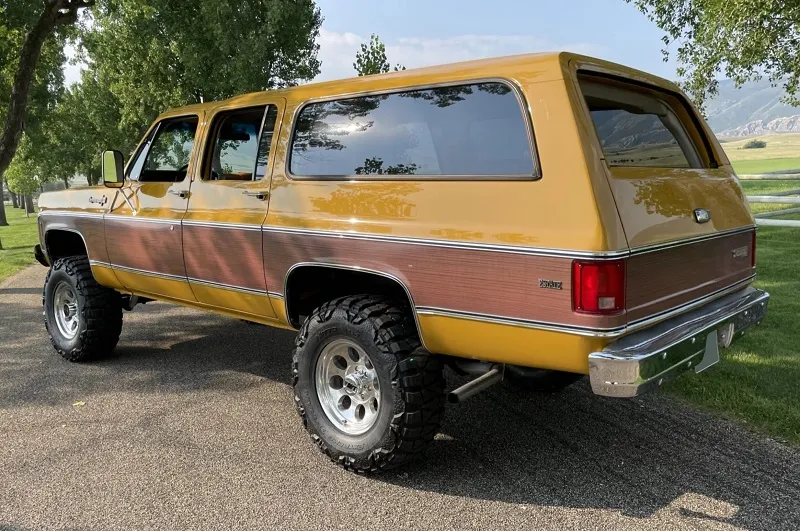 Chevrolet Suburban