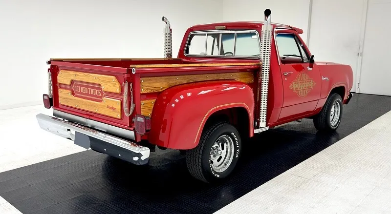 Dodge D150