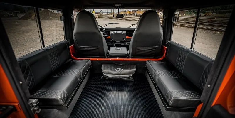 Land Rover Defender