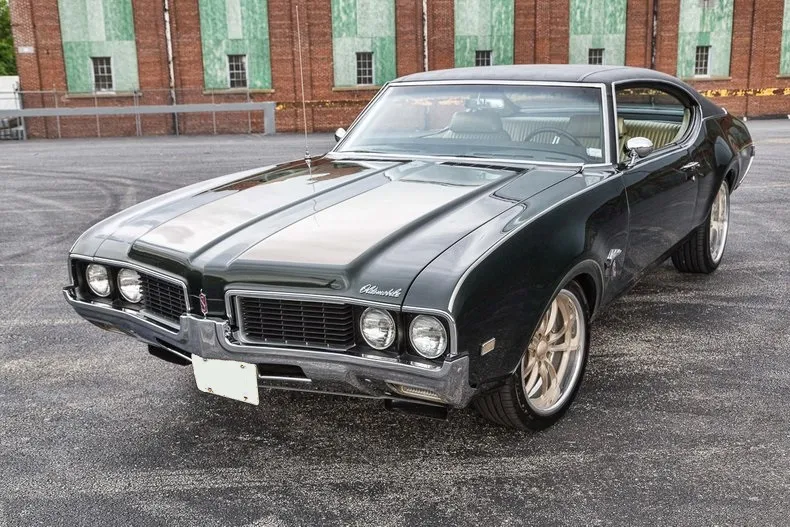 Oldsmobile Cutlass