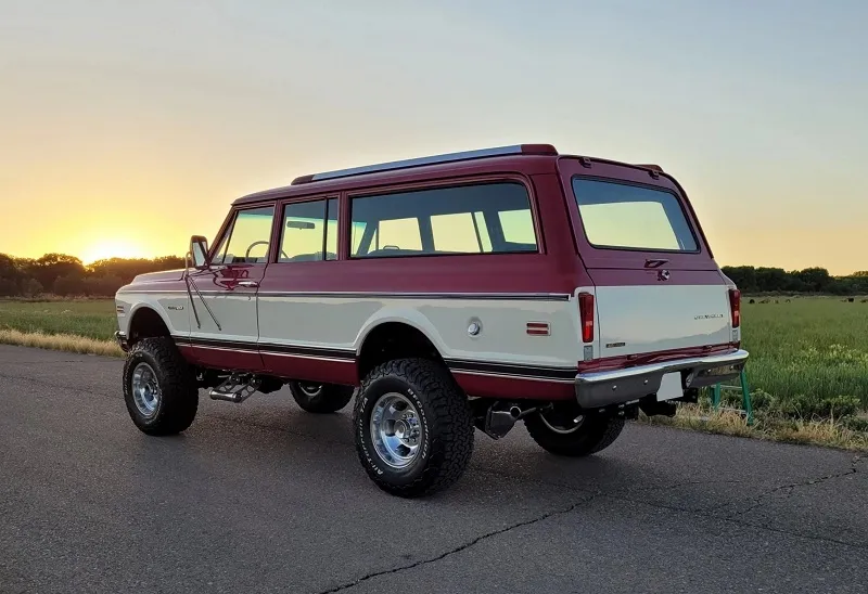 Chevrolet Suburban