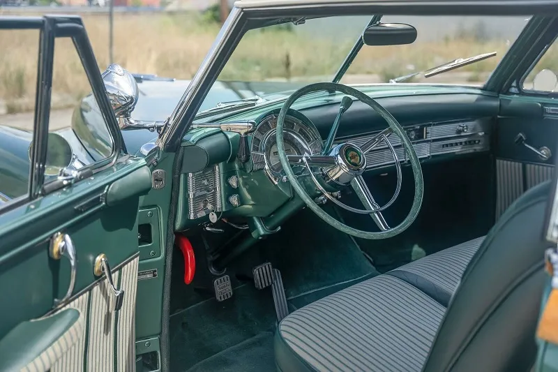 Chrysler Town and Country