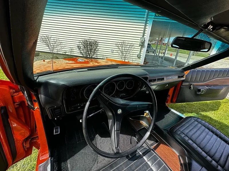 Plymouth Satellite