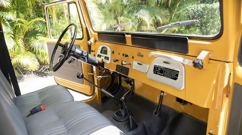 Toyota Land Cruiser HJ45