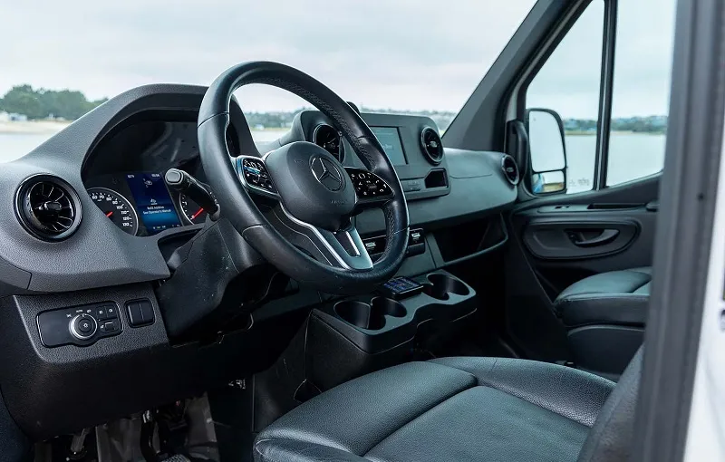 Mercedes-Benz Sprinter 2500