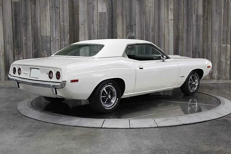 Plymouth Barracuda
