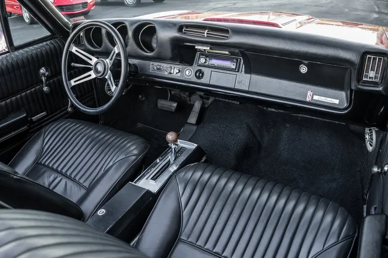 Oldsmobile Cutlass