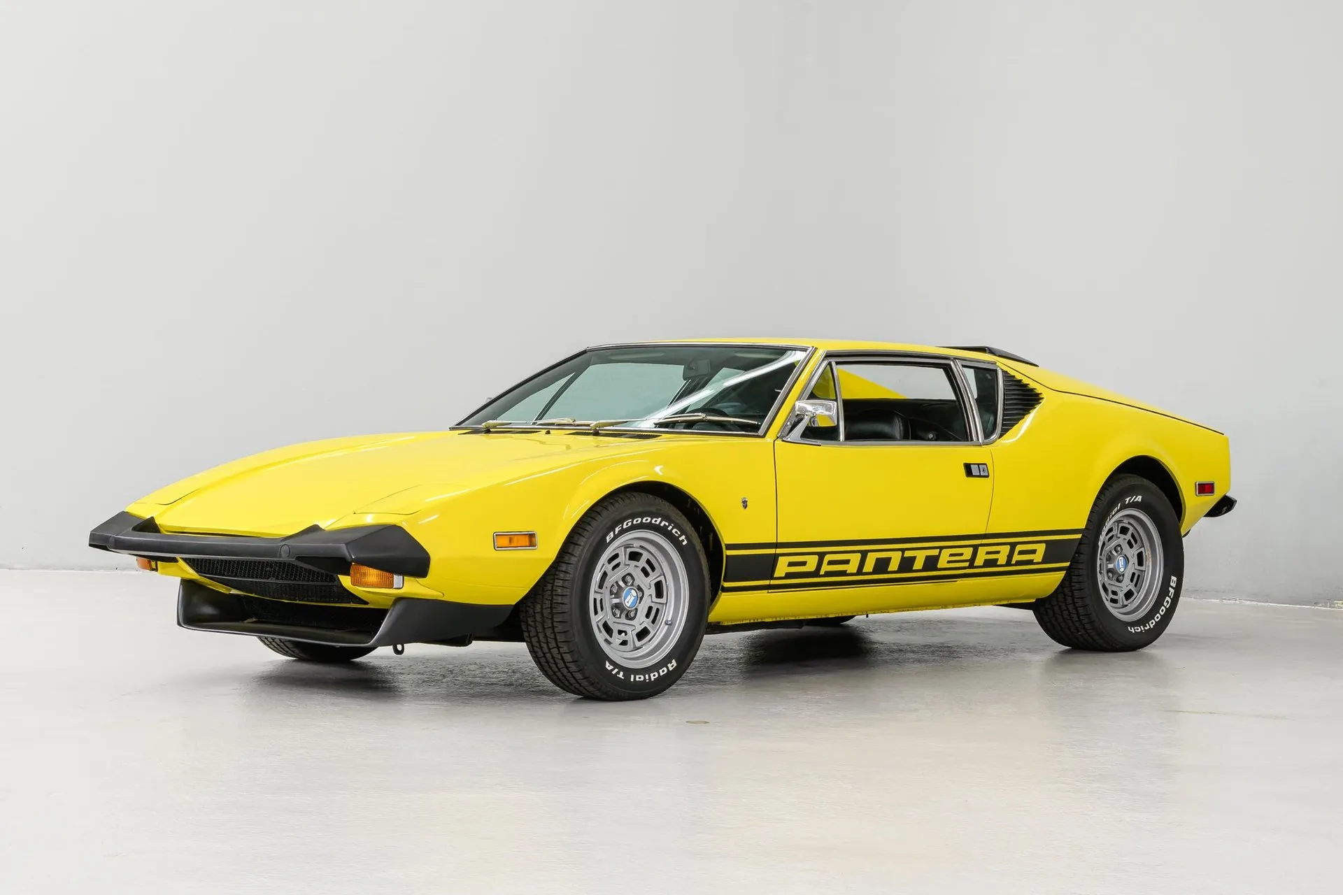 1972 De Tomaso Pantera