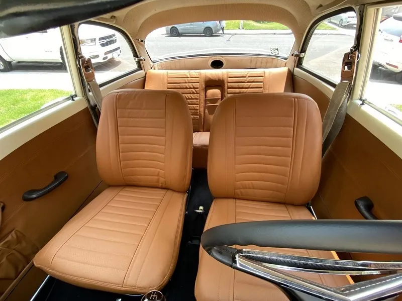 Volvo 122S