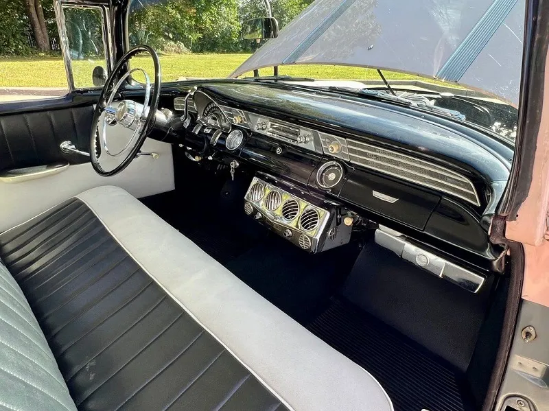 Pontiac Chieftain