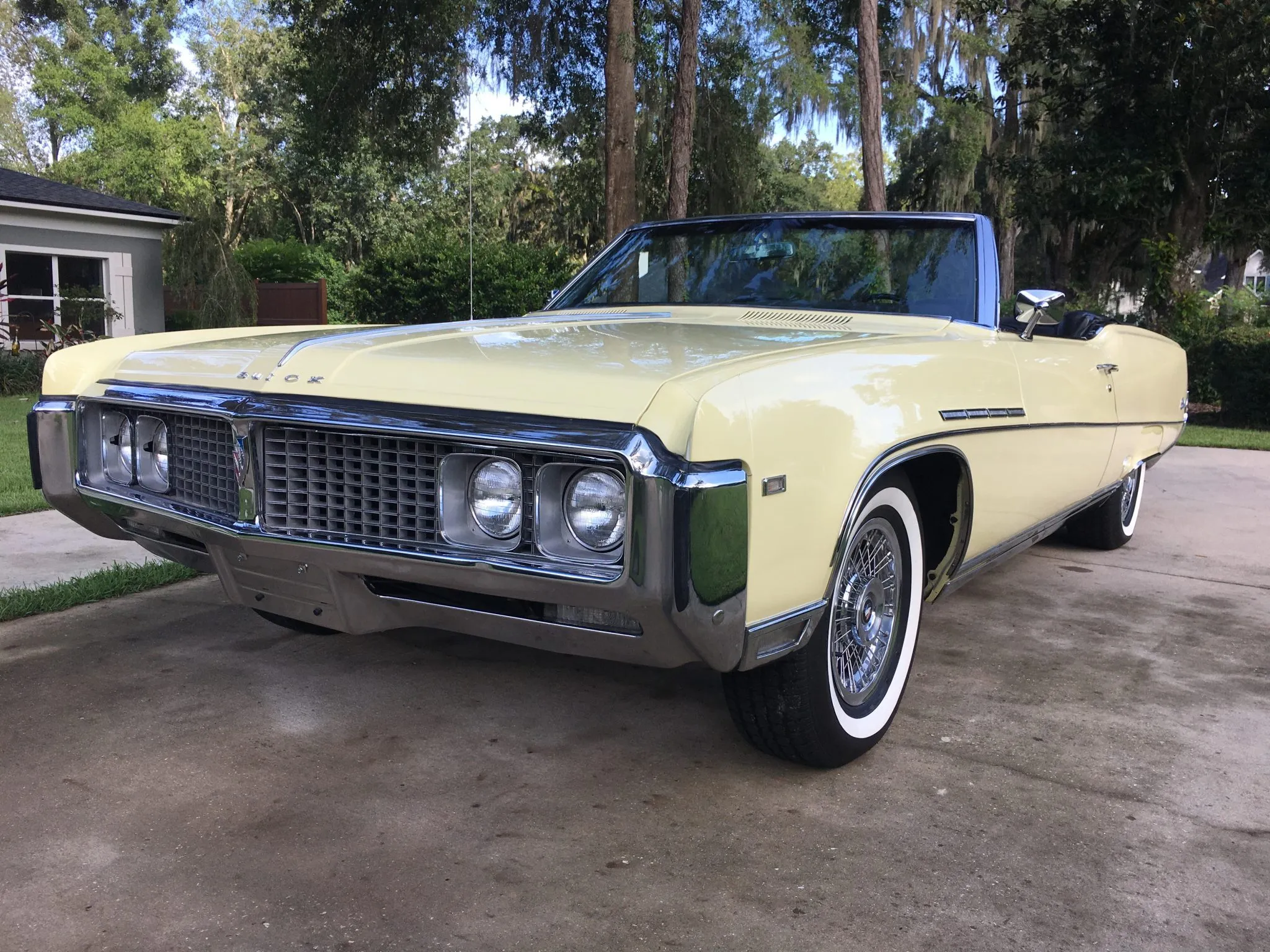 Buick Electra 225