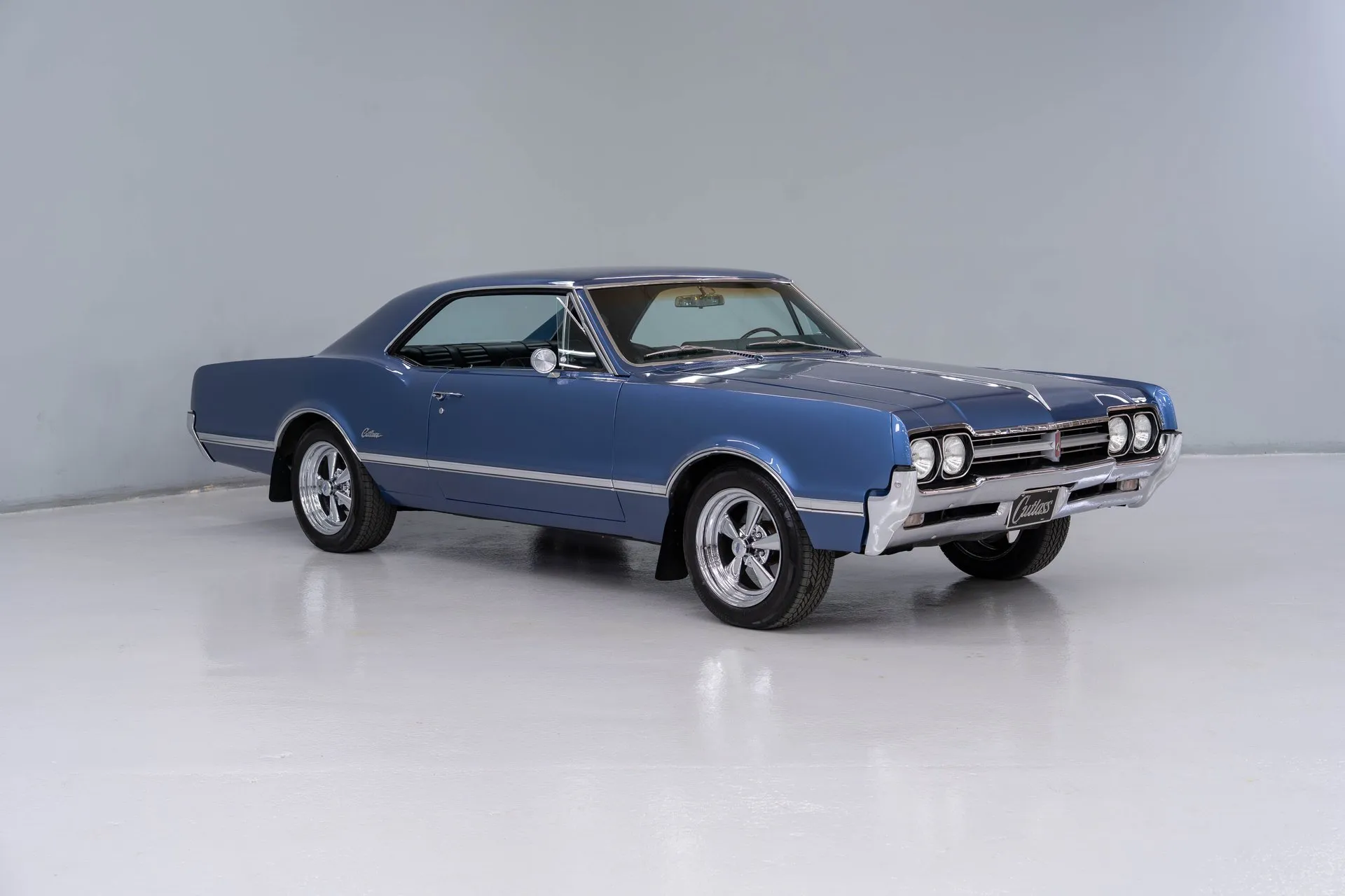 Oldsmobile Cutlass