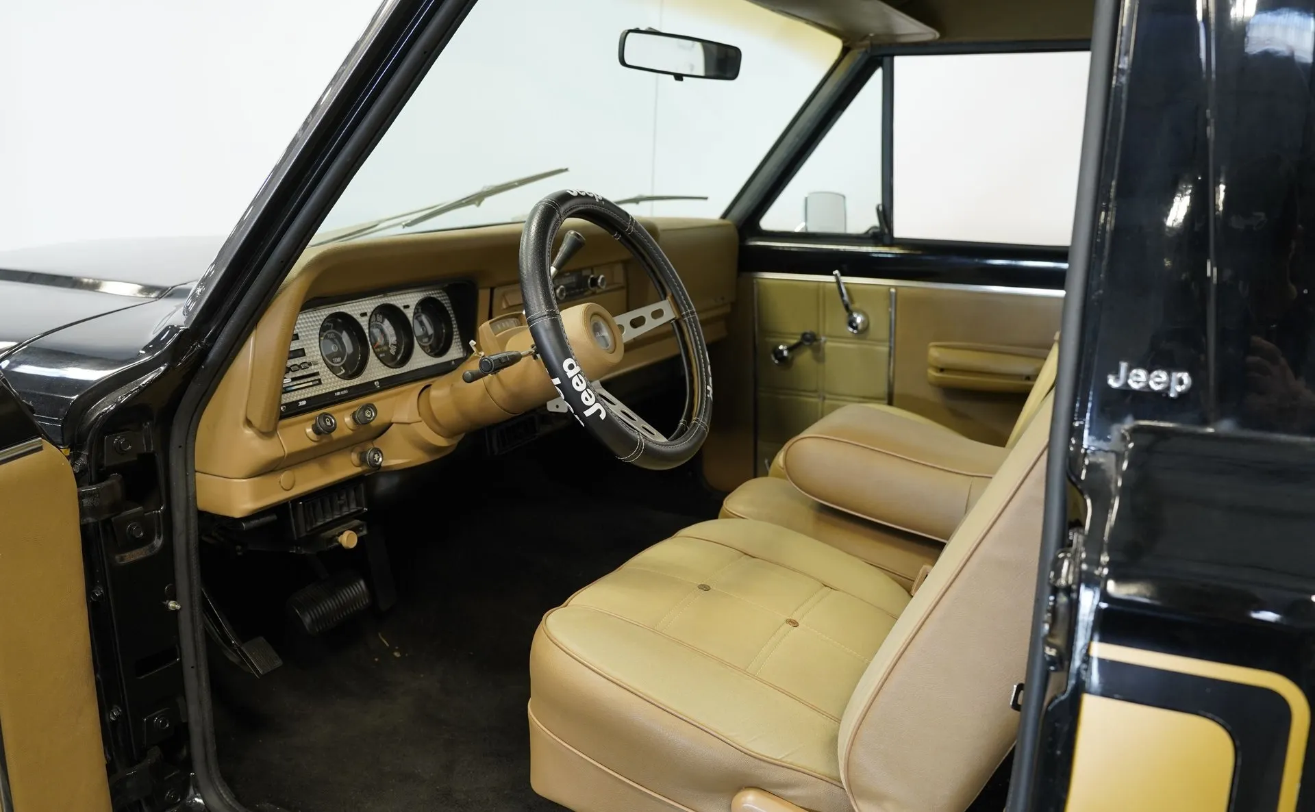 Jeep J10 Honcho