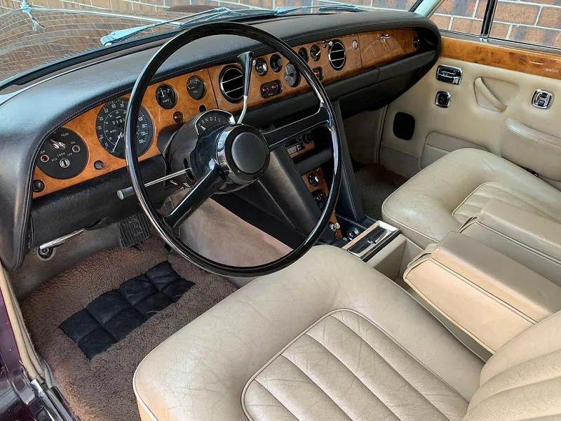Rolls-Royce Silver Shadow
