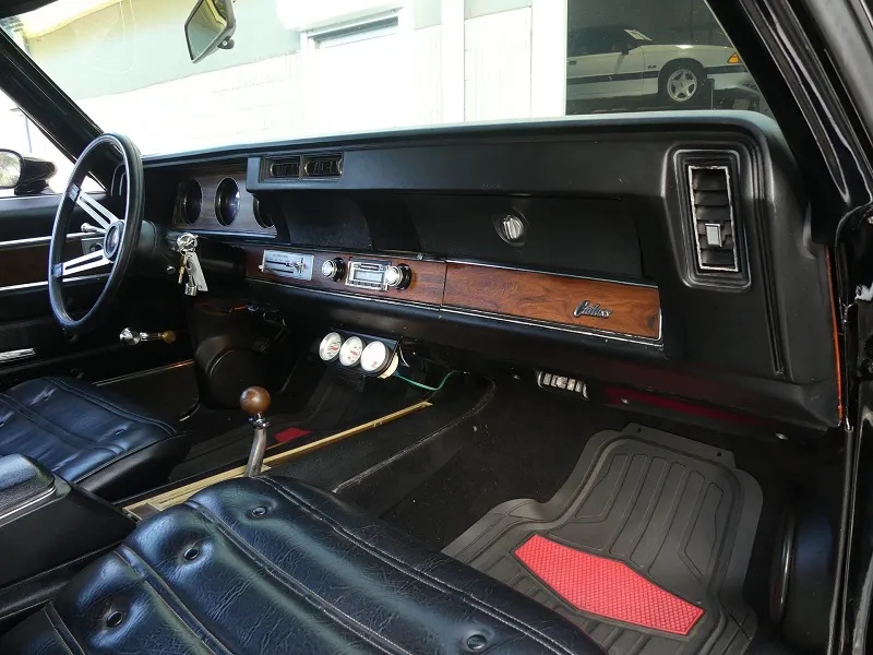 Oldsmobile Cutlass