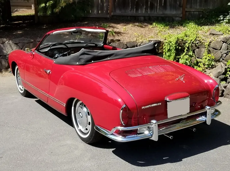 Volkswagen Karmann Ghia