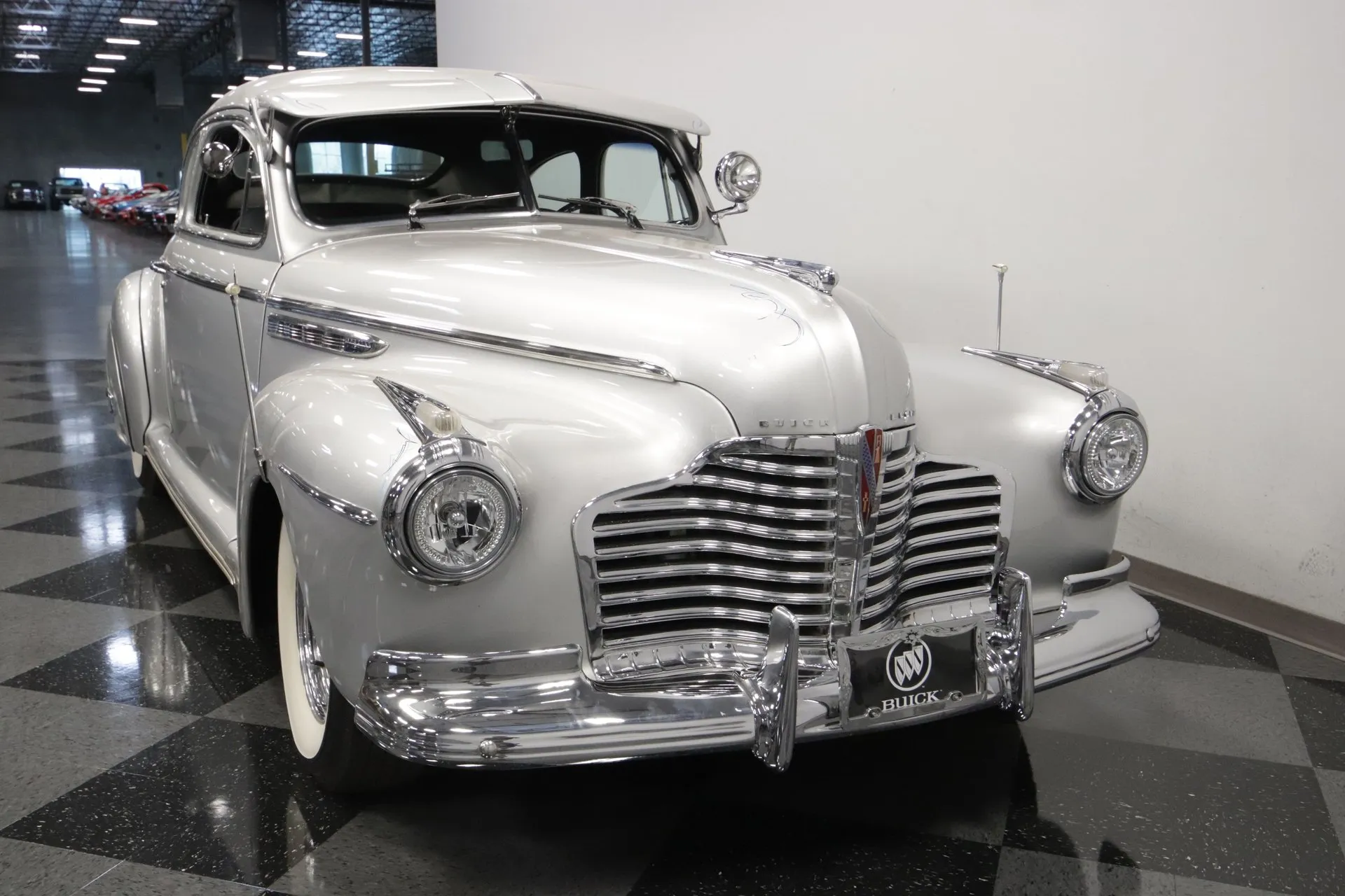 1941 Buick Series 40 Special Sedanet