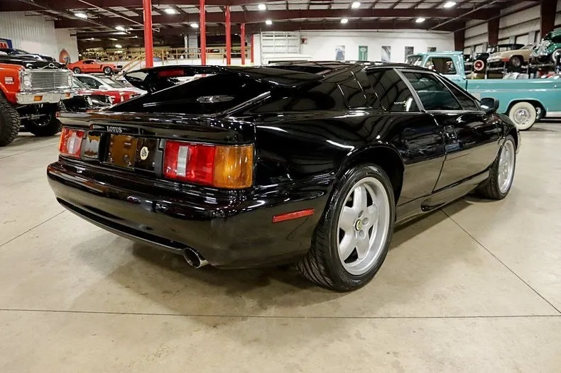 Lotus Esprit