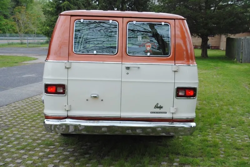 1974 Dodge Maxiwagon