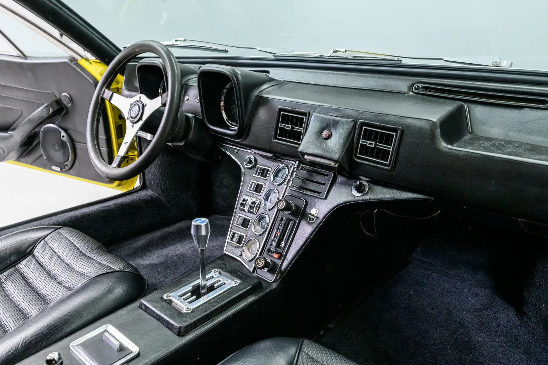 De Tomaso Pantera