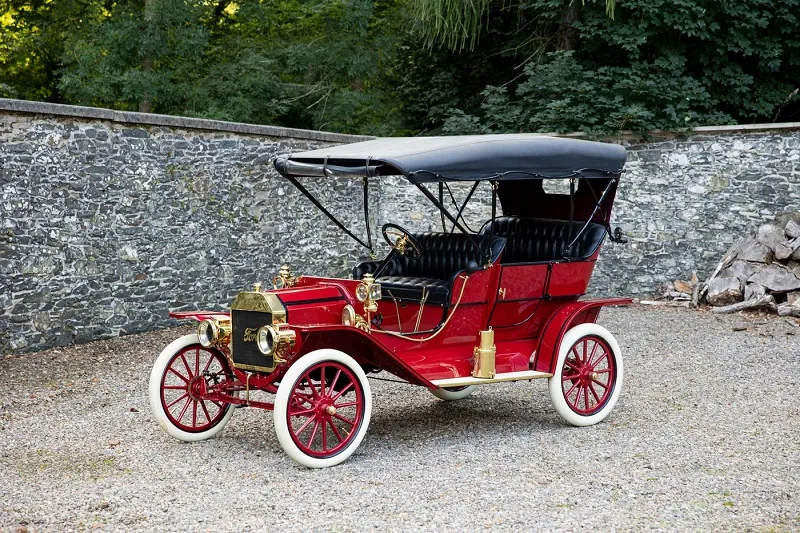 1908 Ford Model-T