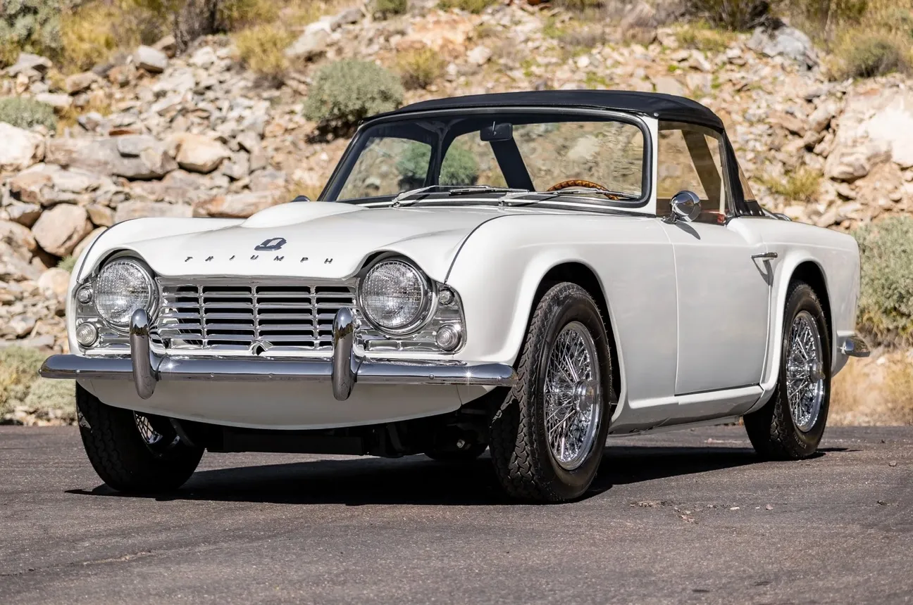 Triumph TR4