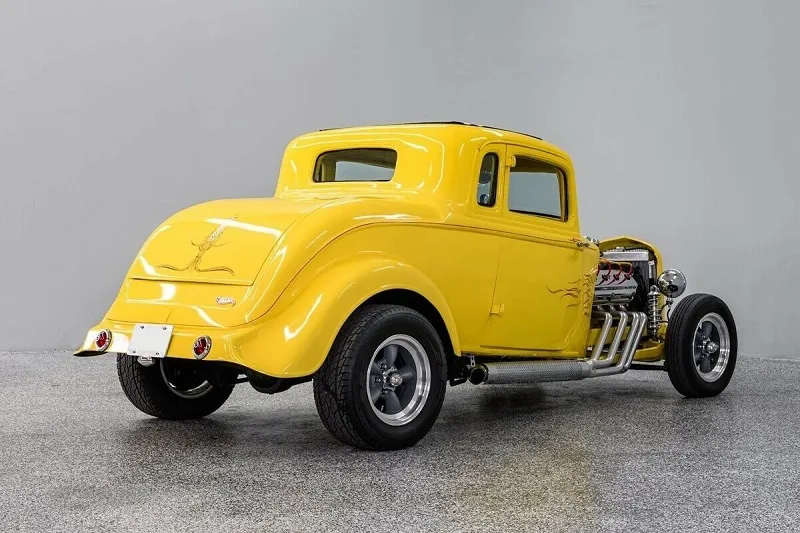 Plymouth 5 window coupe