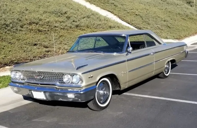 Ford Galaxie