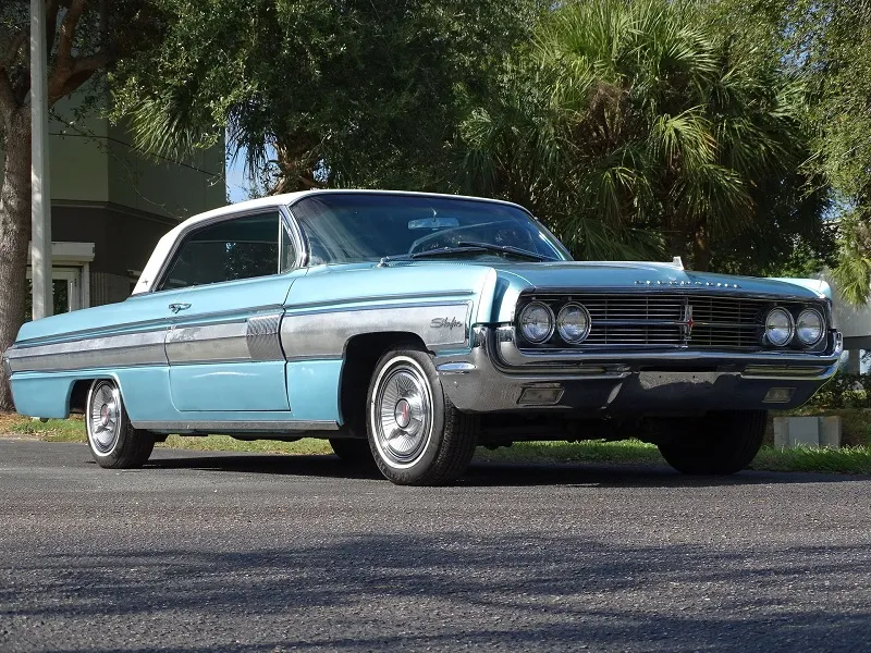 1962 Oldsmobile Starfire