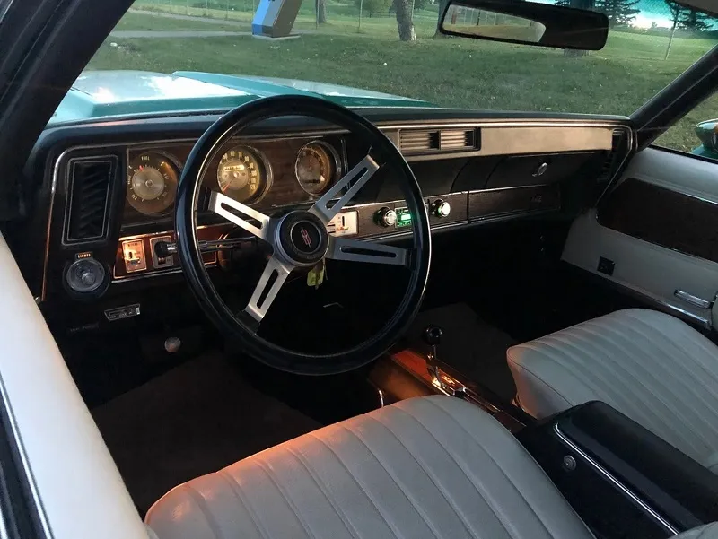 Oldsmobile Cutlass