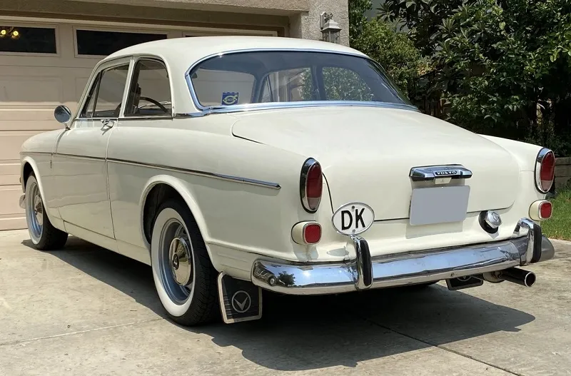 Volvo 122S