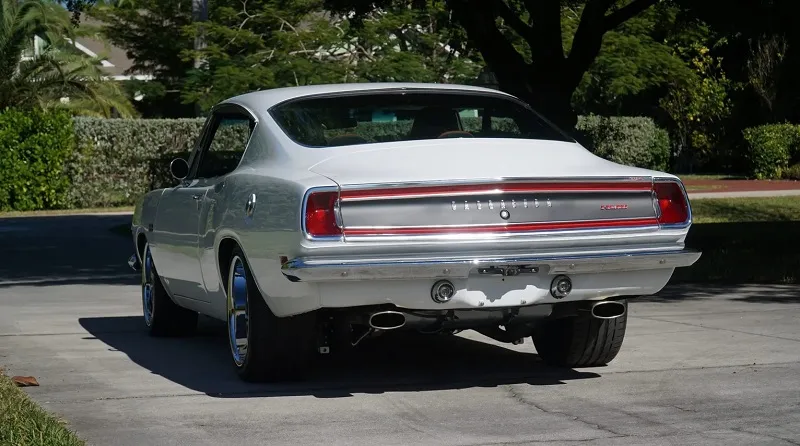 Plymouth Barracuda