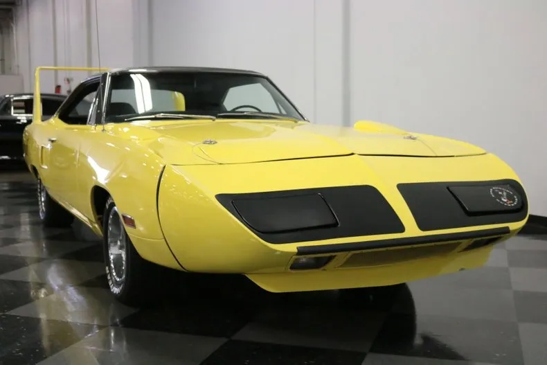 Plymouth Superbird