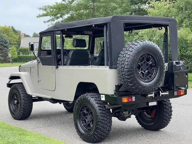 Toyota FJ43