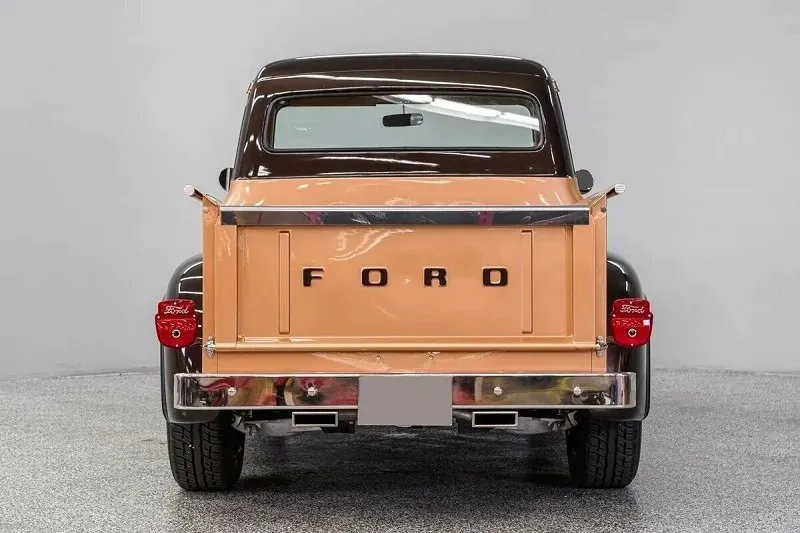 Ford F-100