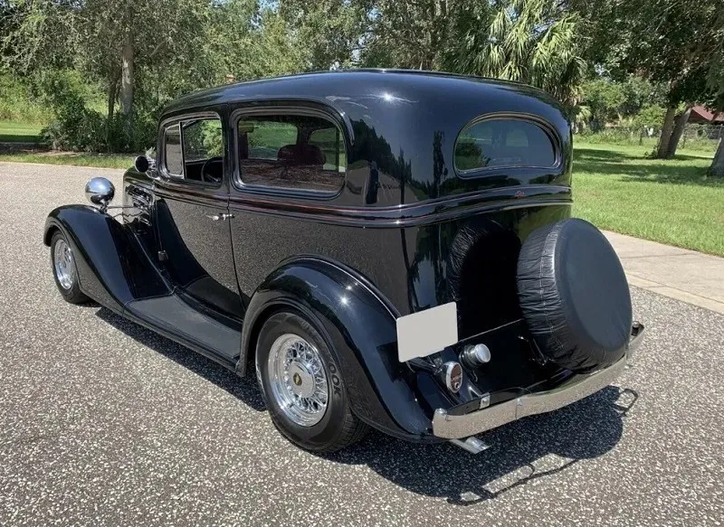 Chevrolet Street Rod