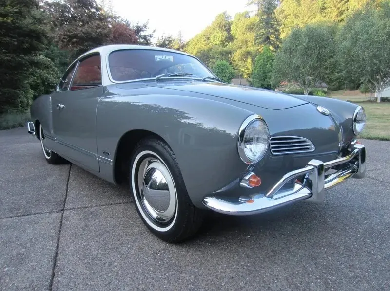 Volkswagen Karmann Ghia